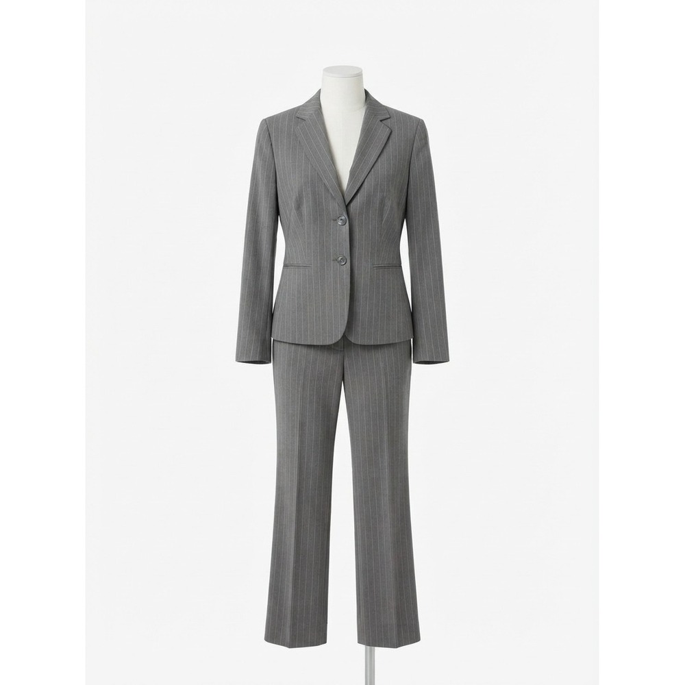 Tahari By Arthur S. Levine Pinstripe 2 Piece Blazer/Pant Suit Womens 12